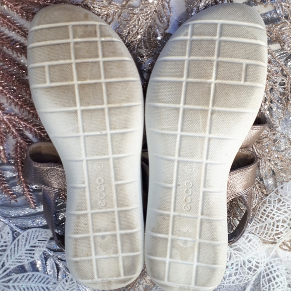 ECCO SOFT 5 3-STRAP SANDAL Rose Gold Size 41 - Picture 8 of 8